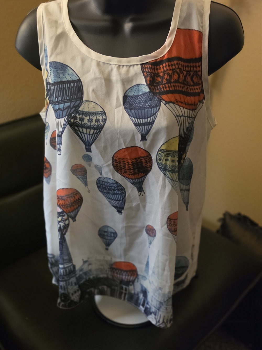 Zanzea White Tank Top with Red, Blue & Yellow Hot Air Balloon Print